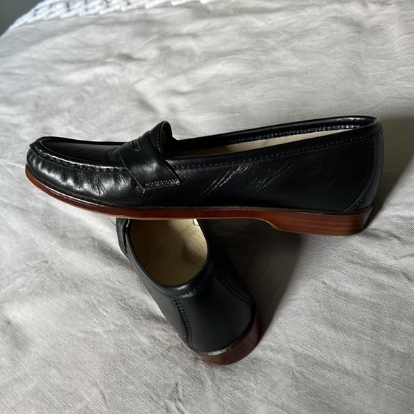 SAS Black Leather Loafer Size 8 NARROW (S) - Picture 5 of 9